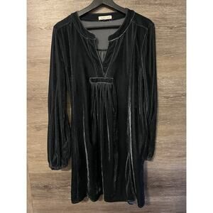 Indigo Soul gray velvet shirt dress size Medium Long sleeve Silver Tunic